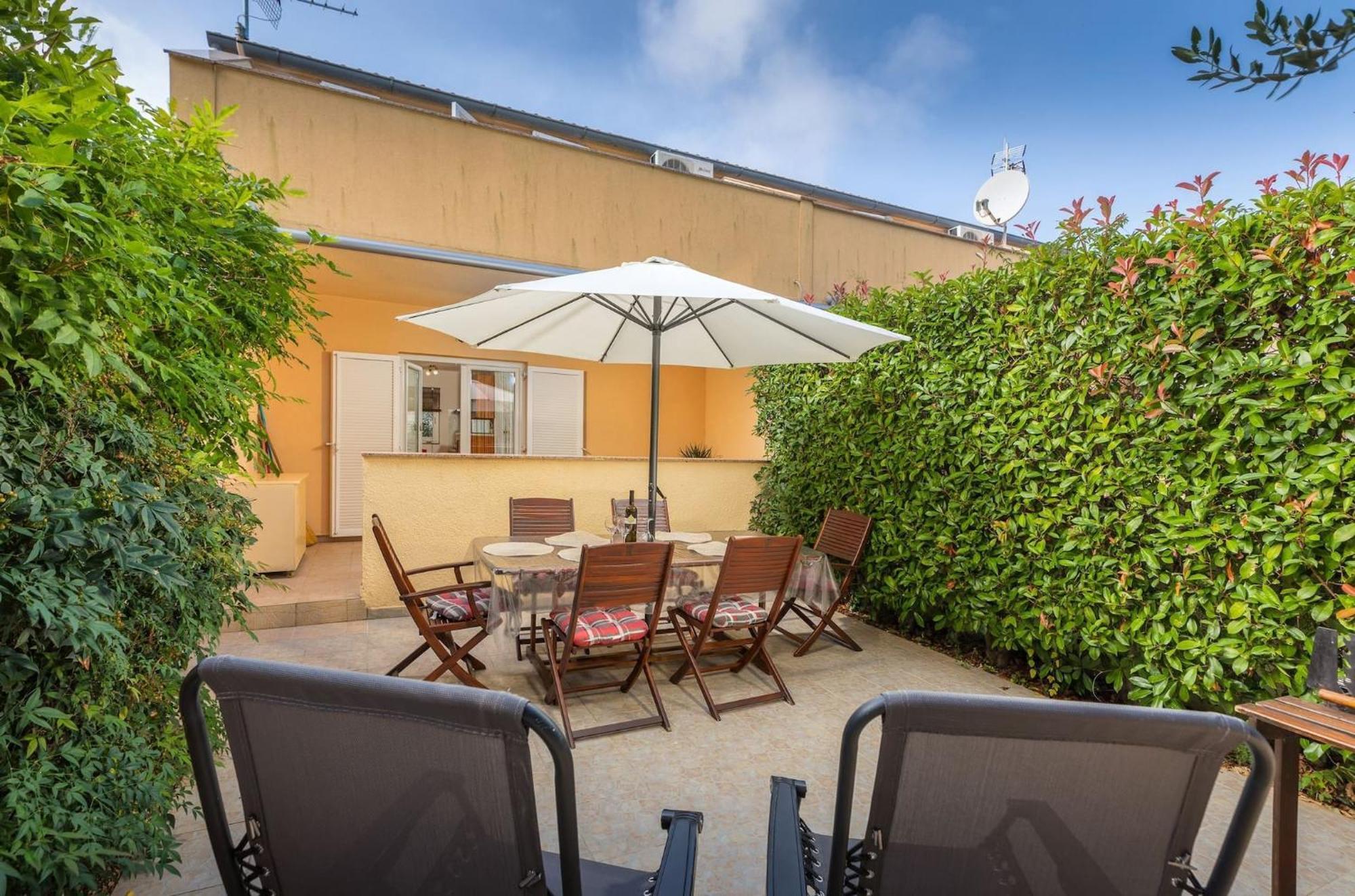 Apartment Buneta With Relaxing Outdoor Area Лижнян Екстер'єр фото