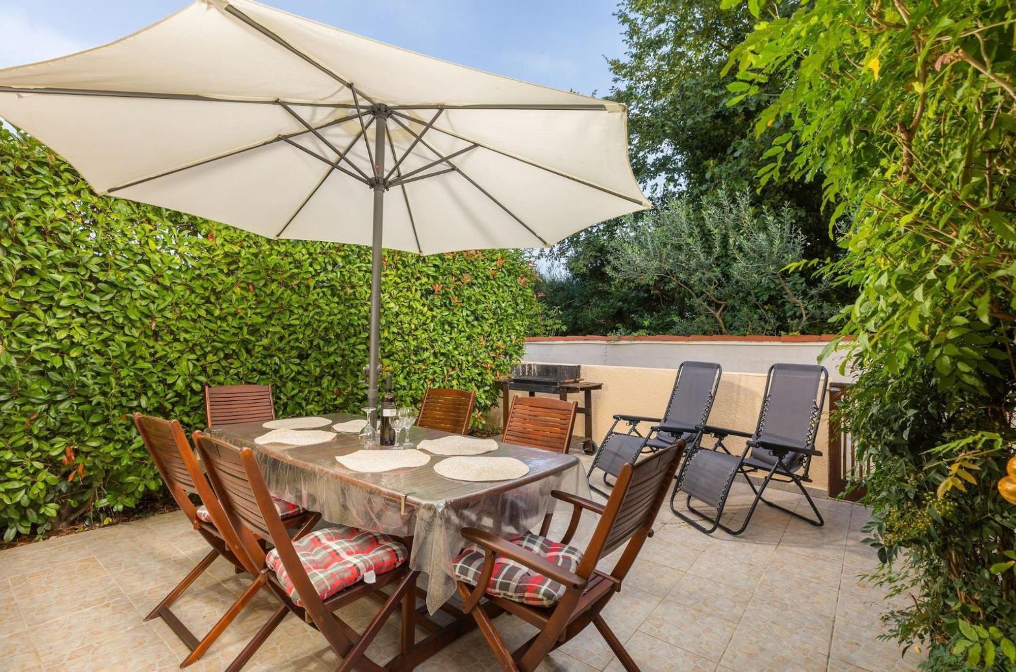 Apartment Buneta With Relaxing Outdoor Area Лижнян Екстер'єр фото